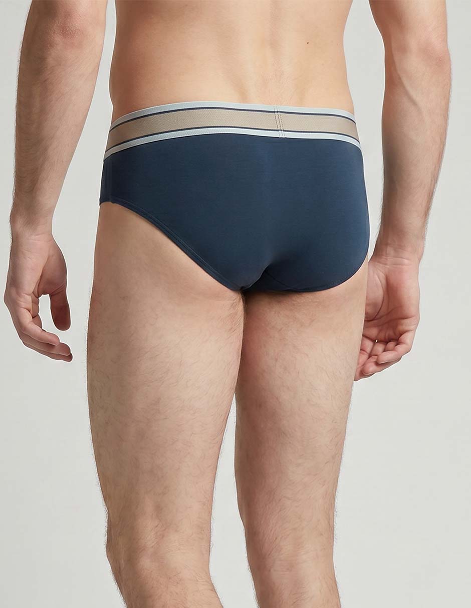 Trusa Armani para hombre