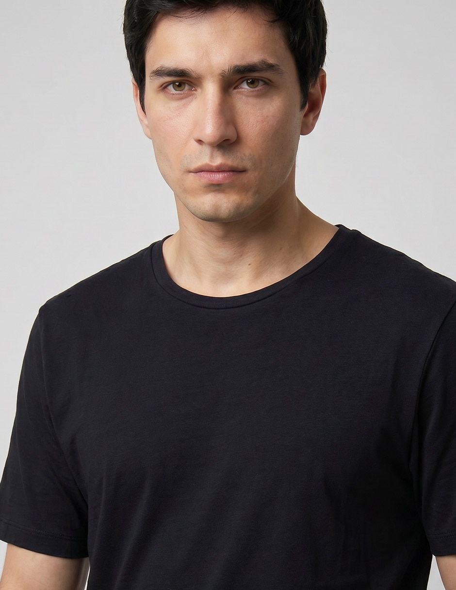 Set camiseta cuello redondo para hombre 3