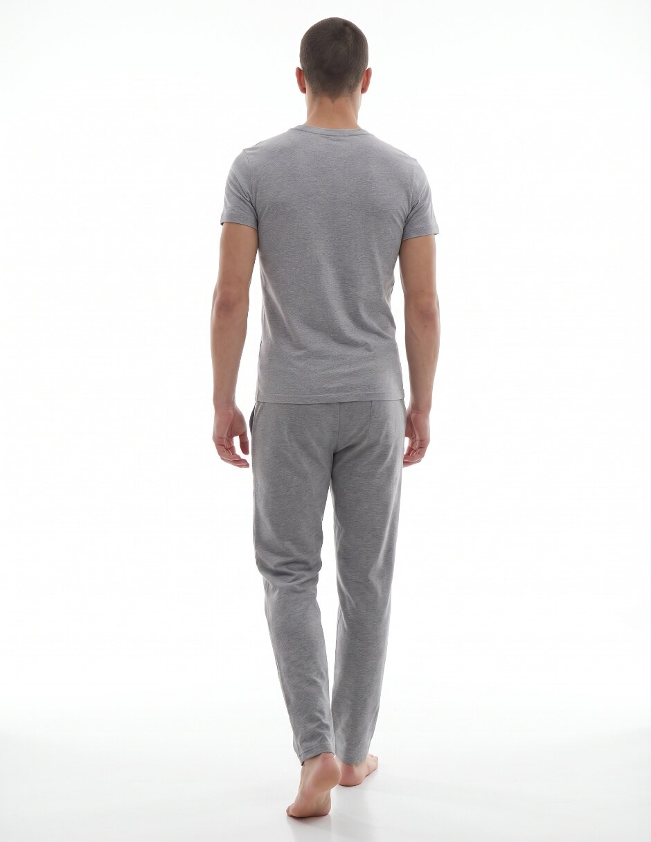 Set camiseta cuello V para hombre 2
